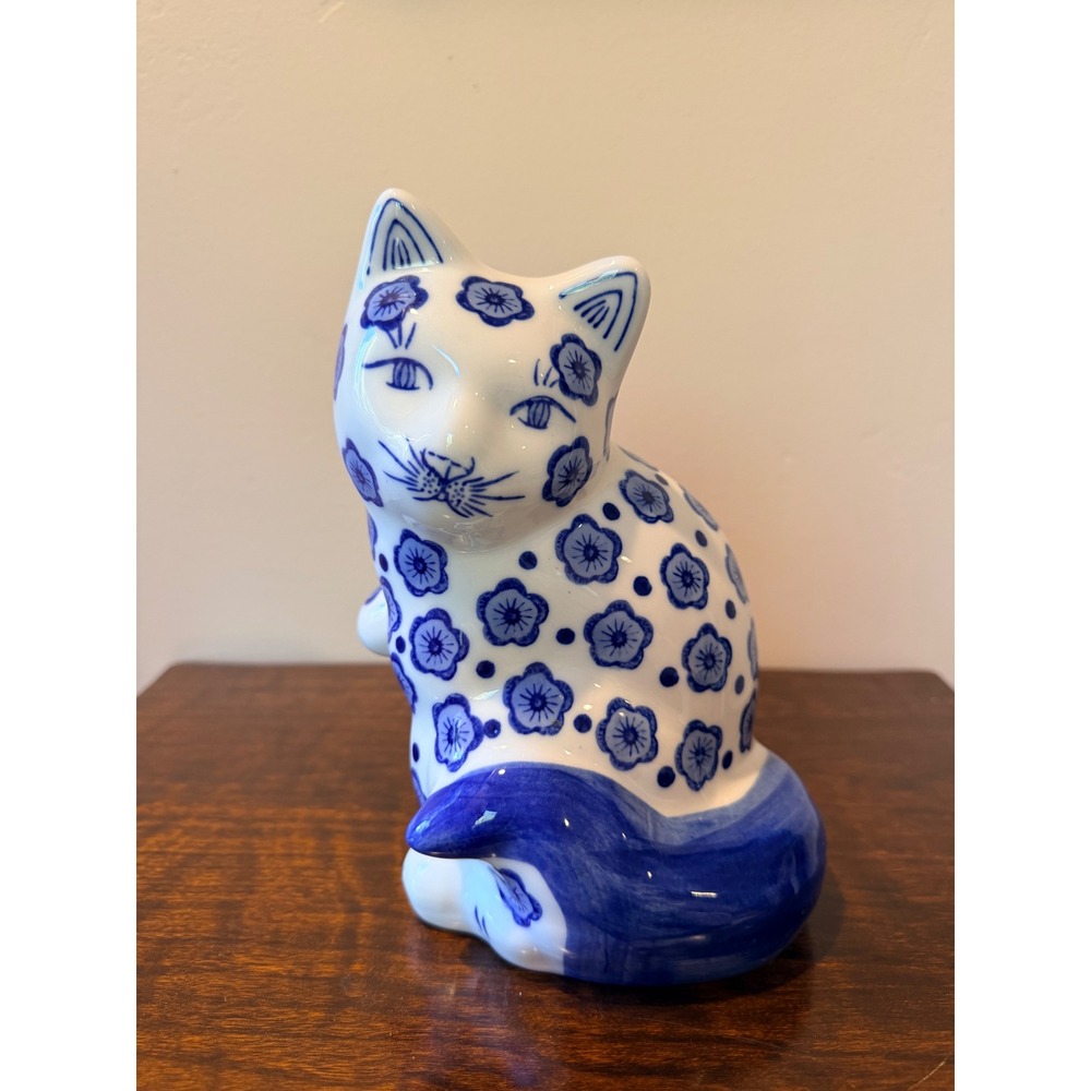 Vintage Blue White Floral Cat, Seymour Mann China Blue Figurine, Chinoiserie